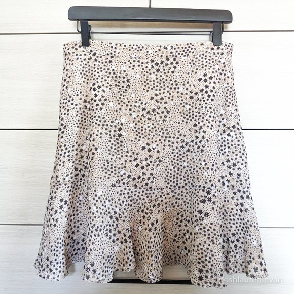 M&S Collection Star Print Ruffled Skirt *NWT* โ Size US 8 - Picture 1 of 6